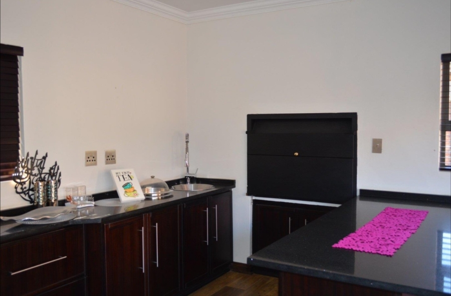3 Bedroom Property for Sale in Wilkoppies North West